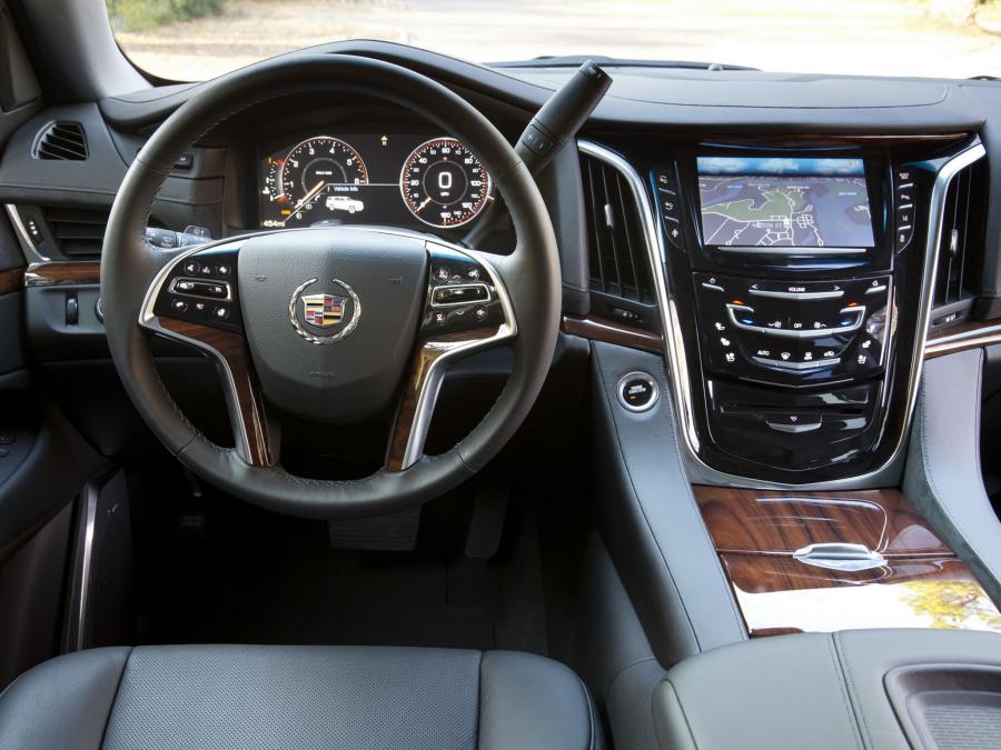 Торпедо Cadillac Escalade (GMTK2XL) 2014 года  (NA) (фото 25 из 39)